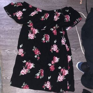 nice short dress, size small, only worn once